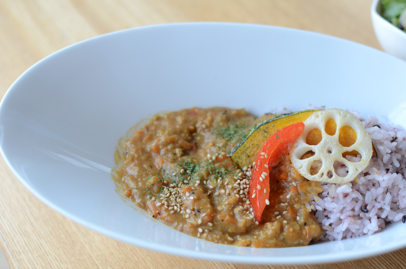 彩り野菜の雑穀米カレー